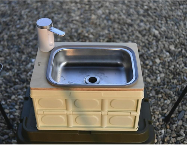 Portable Camping Sink with Electric Pump and Fresh/Grey Water Tanks